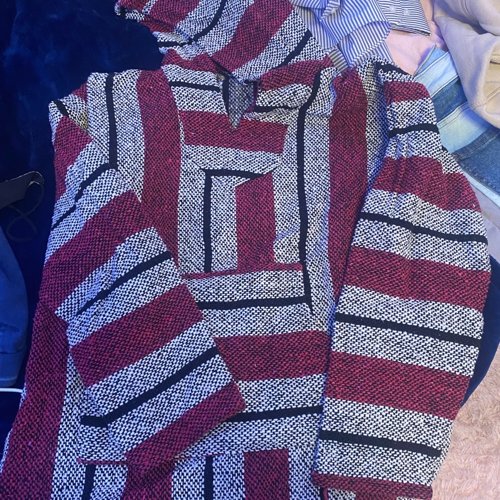 Aztec hoodie - Picture 2 of 2